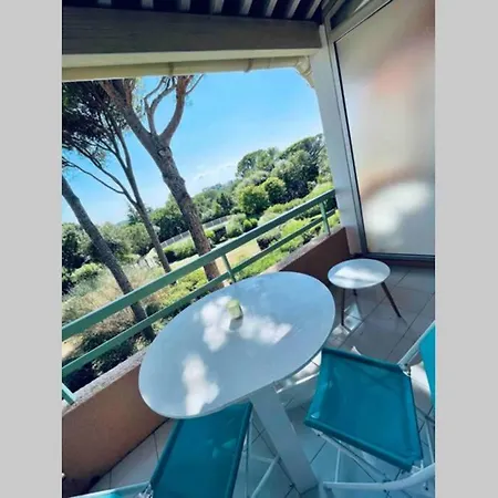 Appartamento Appartement Avec Jacuzzi Sur Saint-Raphael *